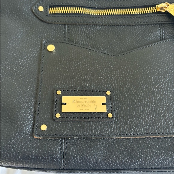 Abercrombie & Fitch Black Leather Bag Pebbled Gold Accents Purse - Picture 3 of 4